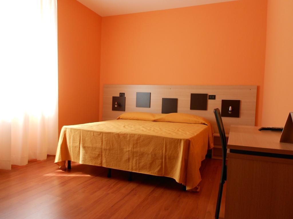 Alta Marea Hotel Gioiosa Marea Szoba fotó
